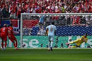 今日日本vs瑞典直播全场录像高清回放_今日日本vs瑞典直播全场录像高清回放在线观看_免费看直播