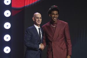 免费NBA雷霆vs爵士直播_免费NBA雷霆vs爵士直播在线观看_免费看直播