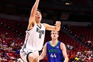免费灰熊vs勇士进球集锦_免费灰熊vs勇士进球集锦在线观看_免费看直播
