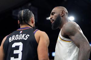 实时NBA湖人vs独行侠全场录像_实时NBA湖人vs独行侠全场录像在线观看_免费看直播