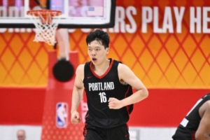 火爆NBA灰熊vs勇士jrs直播_火爆NBA灰熊vs勇士jrs直播在线观看_免费看直播